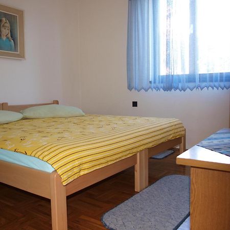 Apartments Nevenka Krk Town Room photo